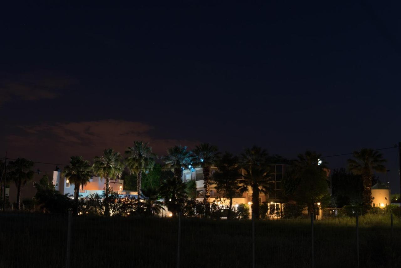 Sun Rise Hotel Apartments Eretria  Exterior photo